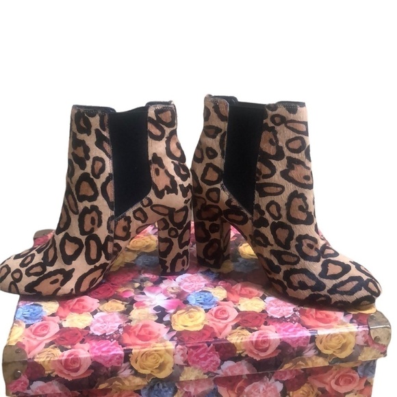 Sam Edelman Women’s Cow Hair Leopard Print Chunky Heel Ankle Boots Size 7.5 - Picture 1 of 14